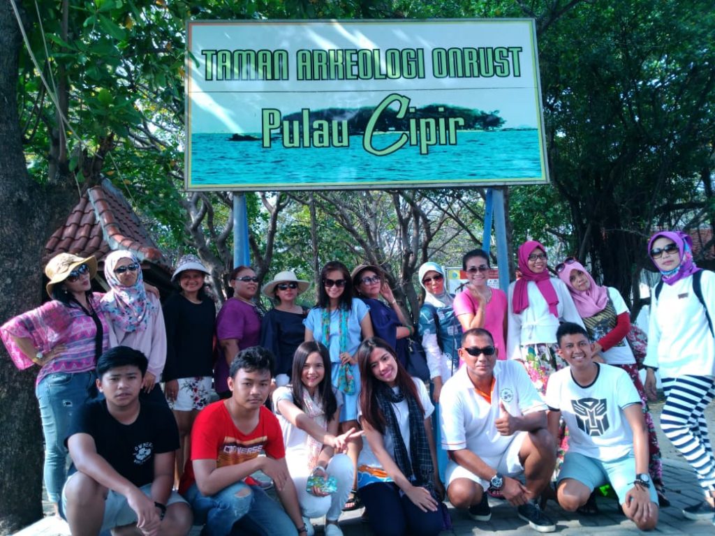 WISATA ONRUST DI PULAU SERIBU