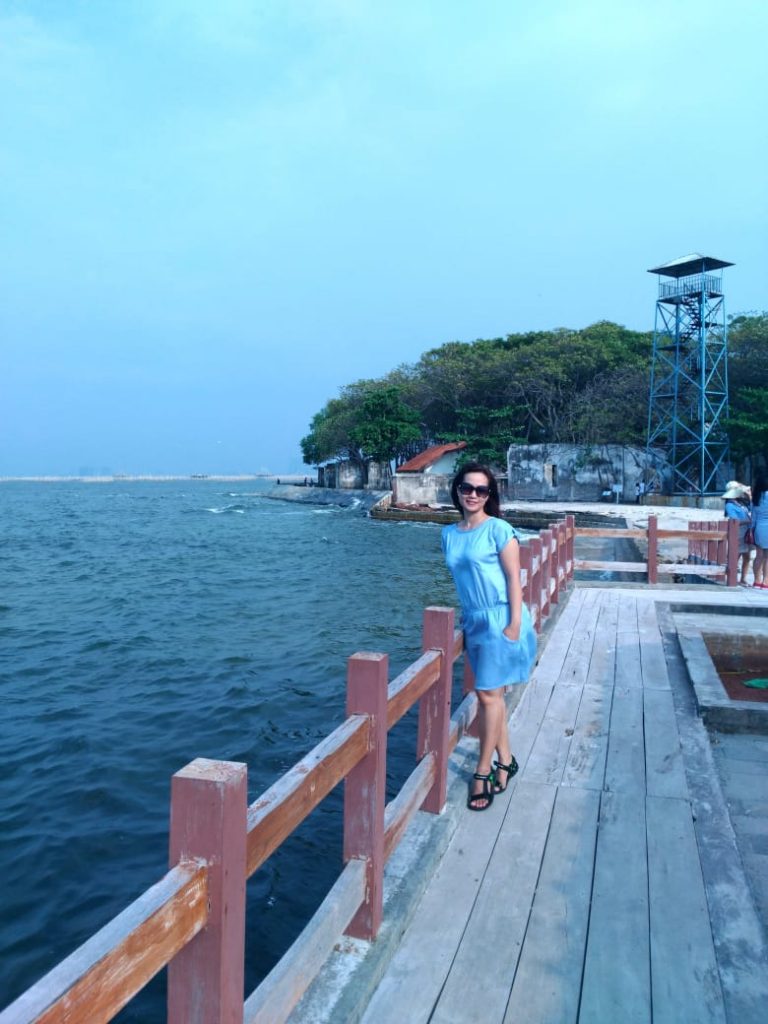 WISATA ONRUST DI PULAU SERIBU 3