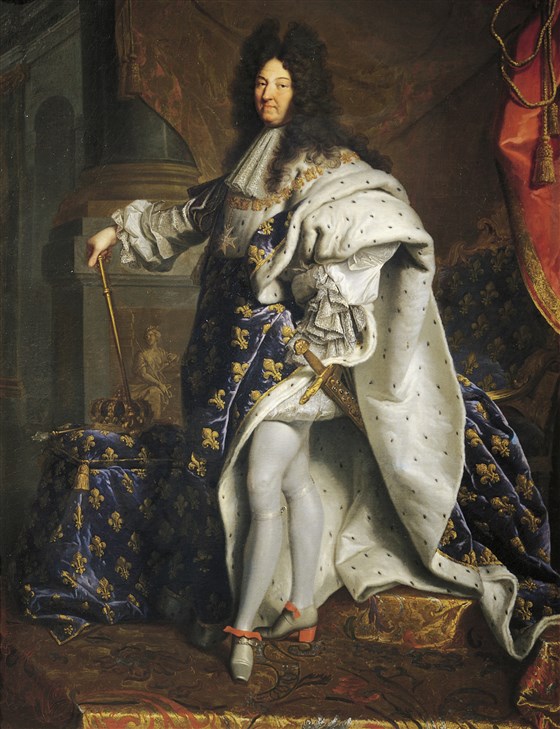 Louis XIV dari Perancis yang dikenal sebagai Louis the Great atau Sun King berpose di tahun 1701. Cukup modis memang