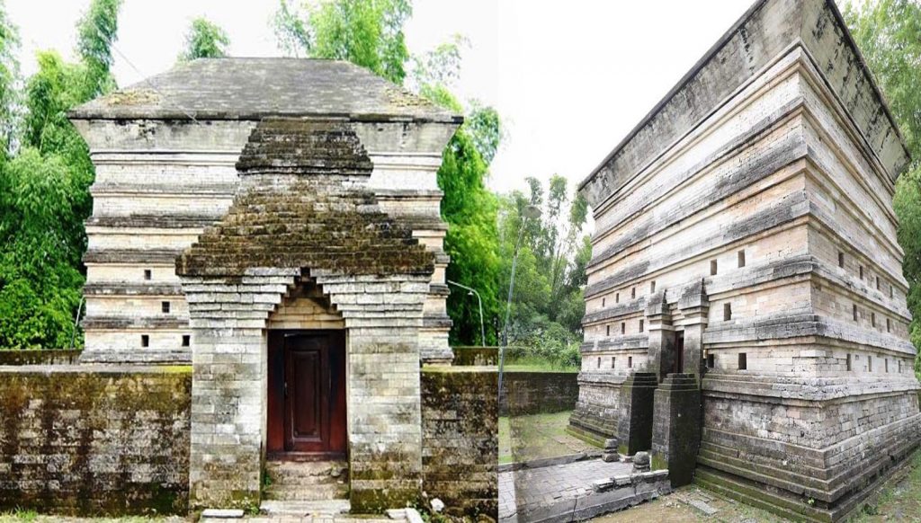 Makam Fatimah Binti Maimun Gersik 1082