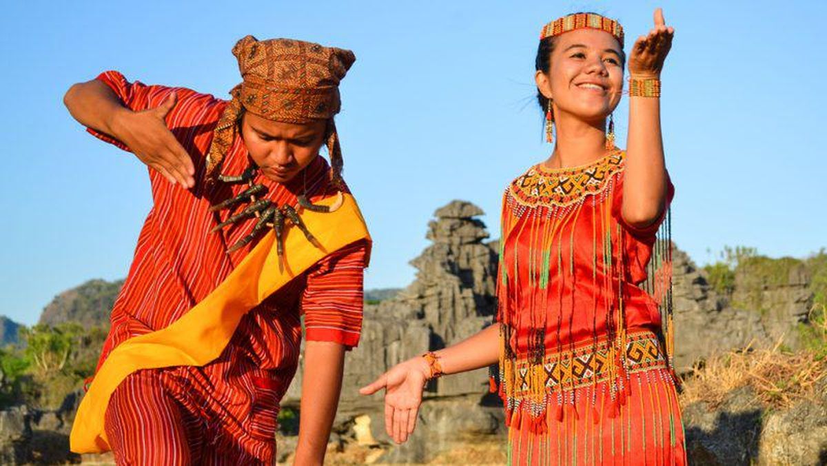 pakaian adat Sulawesi Selatan